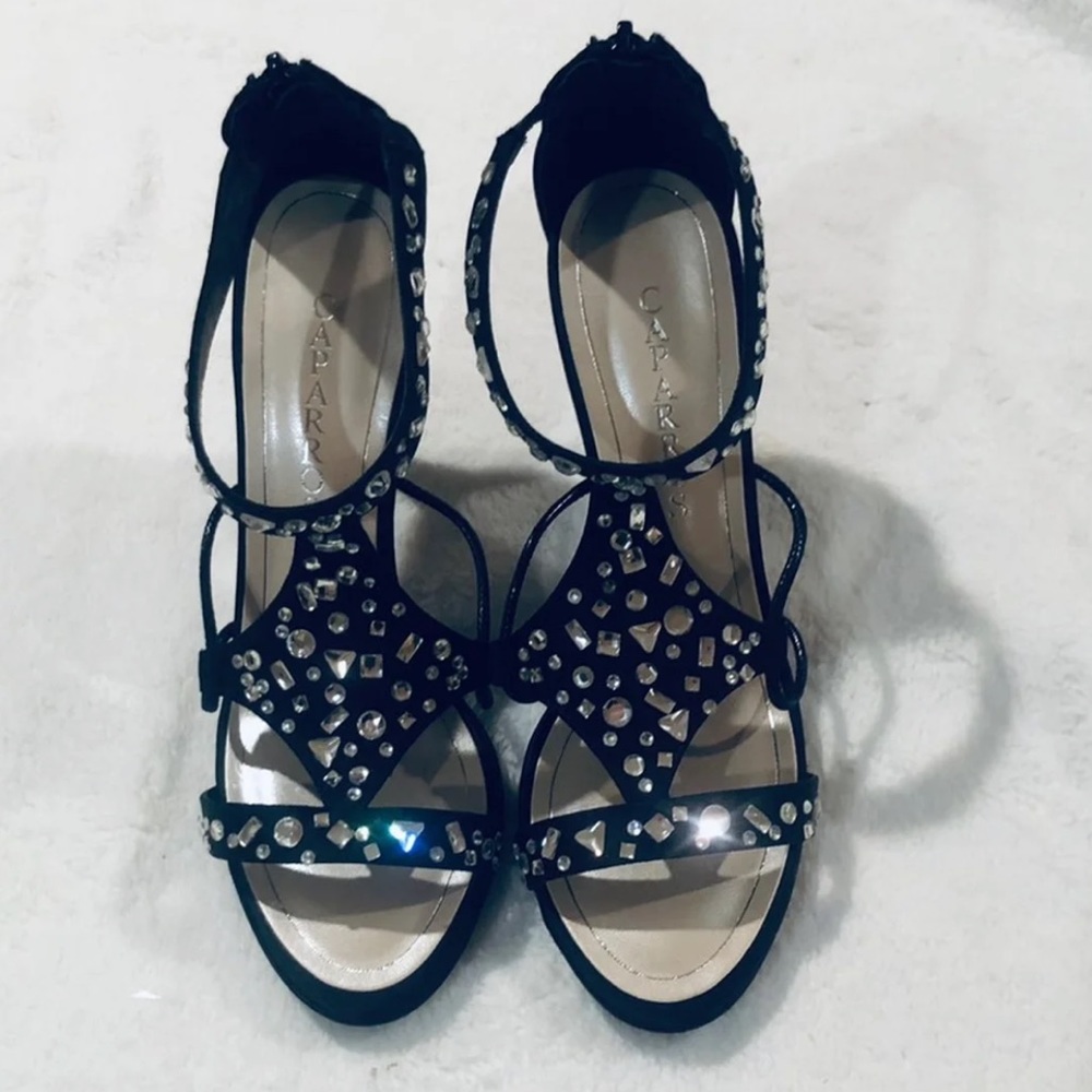 NWT! CAPARROS EVENING SANDALS